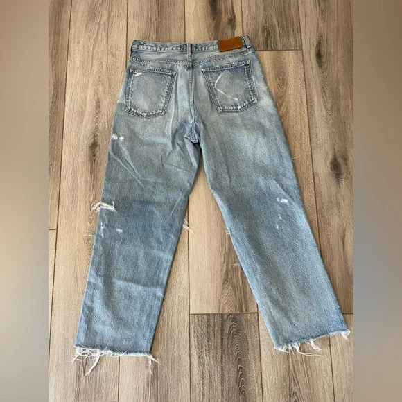 Moussy Vintage Japanese Denim Distressed Jeans
Size 29 High Rise Straight - Picture 2 of 9